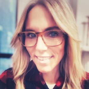 Meet your Posher, Olivia